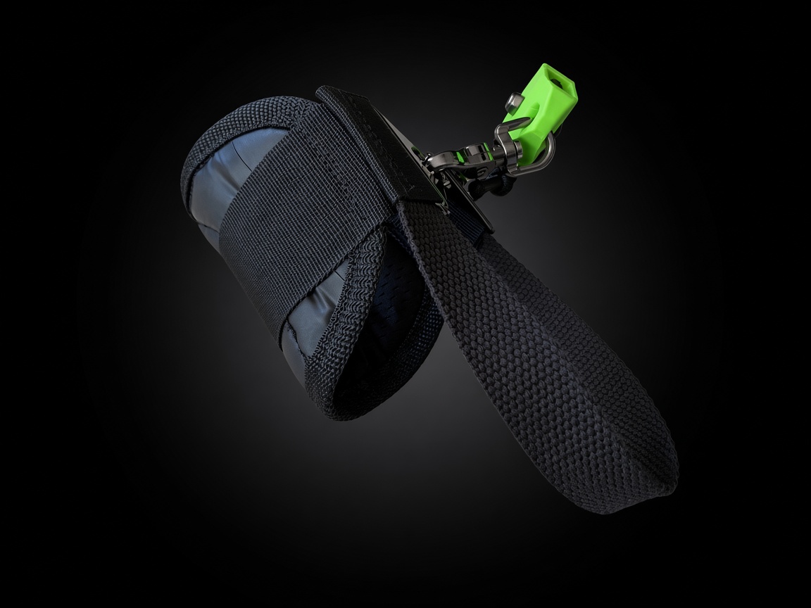 AORTER arm tether and quick-release attachment